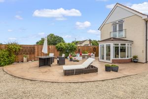 REAR GARDEN - click for photo gallery